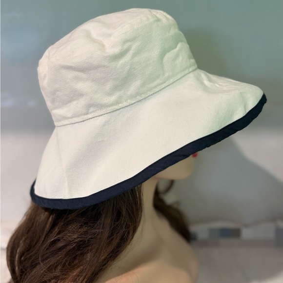 Kate Lord M/L White Bucket Sun Hat with Navy Trim - 100% Cotton - Picture 5 of 10